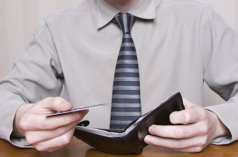 Claim flat rate expenses for work clothing and tools